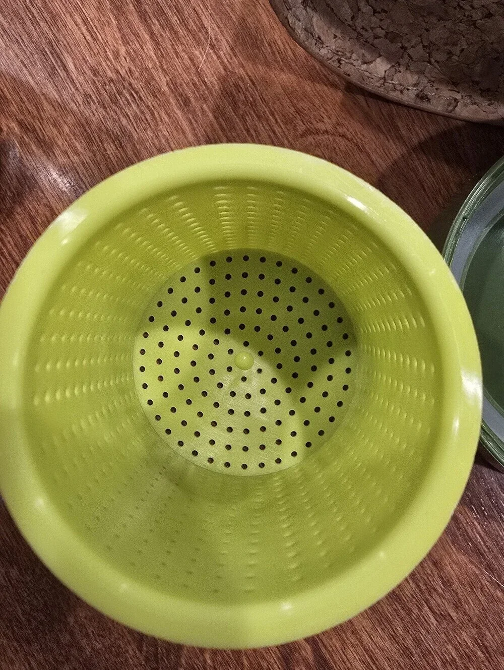 Full Circle tea time glass travel bottle green 9.5